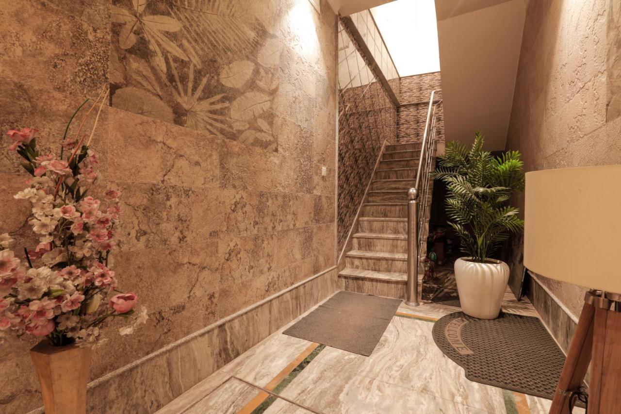Hotel Grand Galaxy Рішикеш Екстер'єр фото